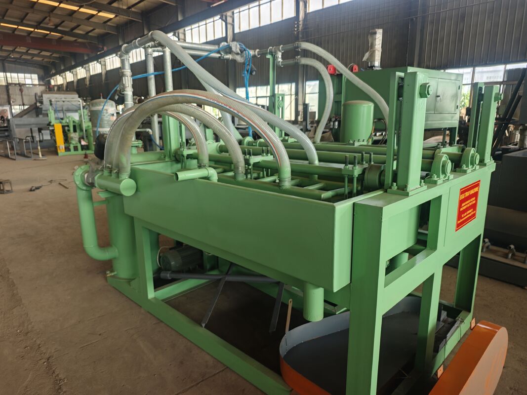 अर्ध-स्वचालित कागज अंडा ट्रे मशीन 700pcs/h-1500pcs/h पुनर्नवीनीकरण स्वचालित अंडा कार्टन उत्पादन लाइन